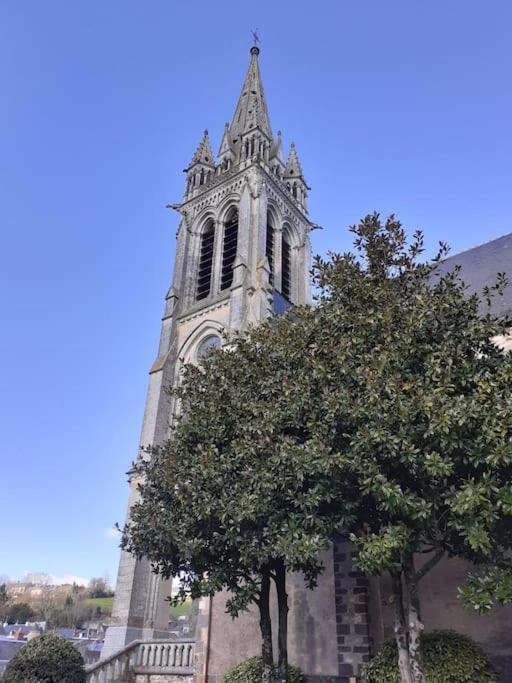 Charming Detached 2 Bedroom Ancient House In Medieval Quarter Of A Small Town In The Pays De La Loire, France Sillé-le-Guillaume المظهر الخارجي الصورة