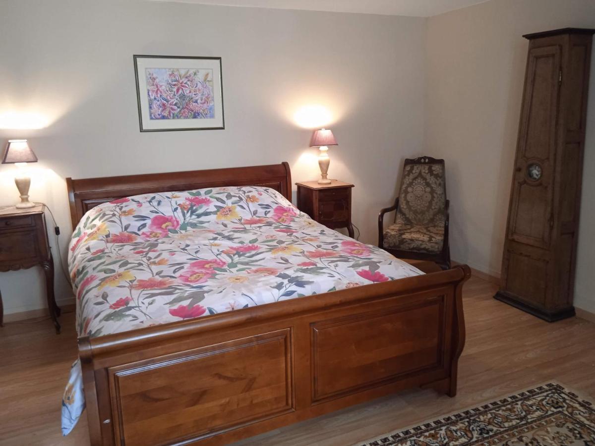 Charming Detached 2 Bedroom Ancient House In Medieval Quarter Of A Small Town In The Pays De La Loire, France Sillé-le-Guillaume المظهر الخارجي الصورة